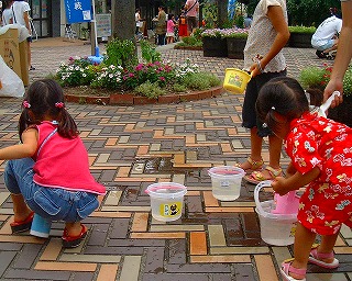 �������񏤓X�X�ł̑ł����̎ʐ^